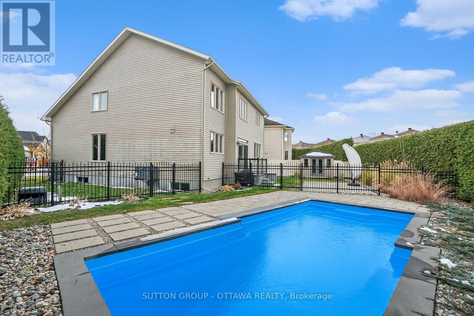 1969 Plainhill Drive, Ottawa, Ontario K4A 0G1 - Photo 6 - X12560928