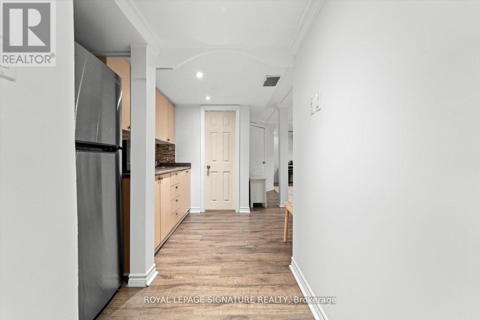 Basement - 70 Silverdart Crescent, Richmond Hill, Ontario  L4E 3T8 - Photo 4 - N12560966