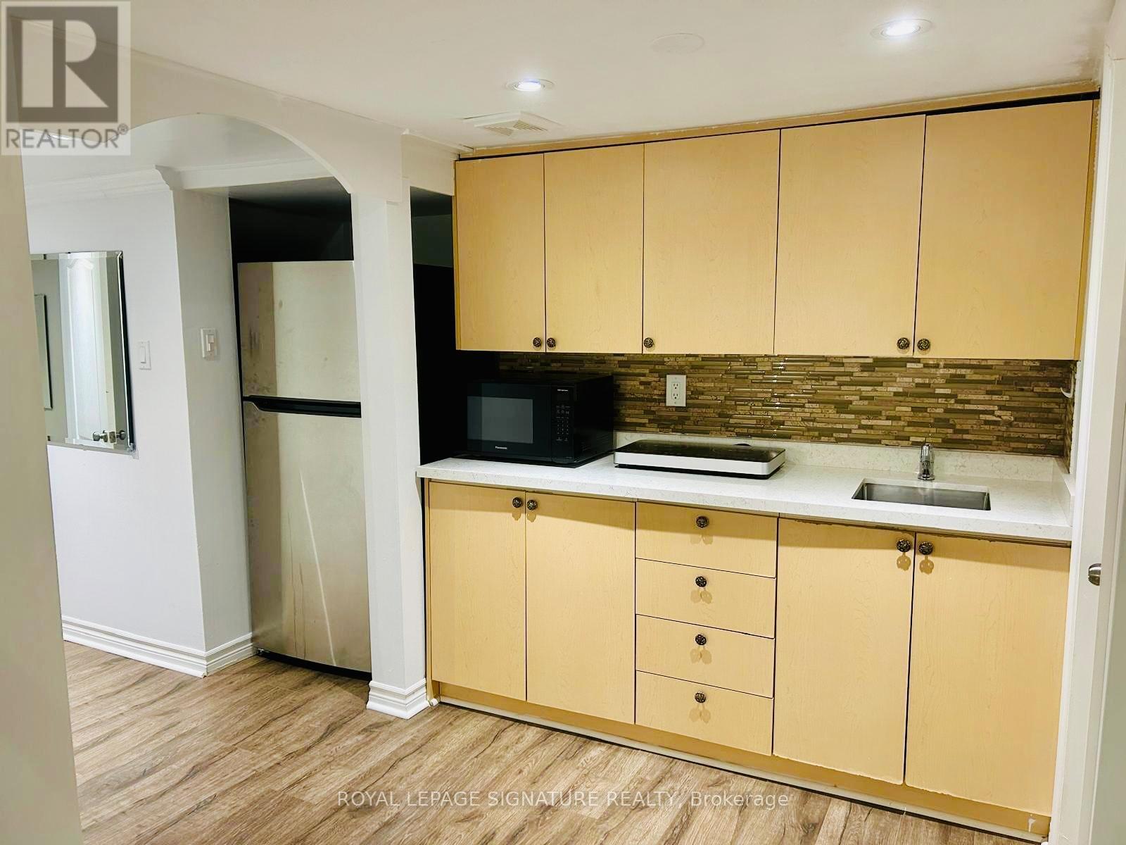 Basement - 70 Silverdart Crescent, Richmond Hill, Ontario  L4E 3T8 - Photo 6 - N12560966