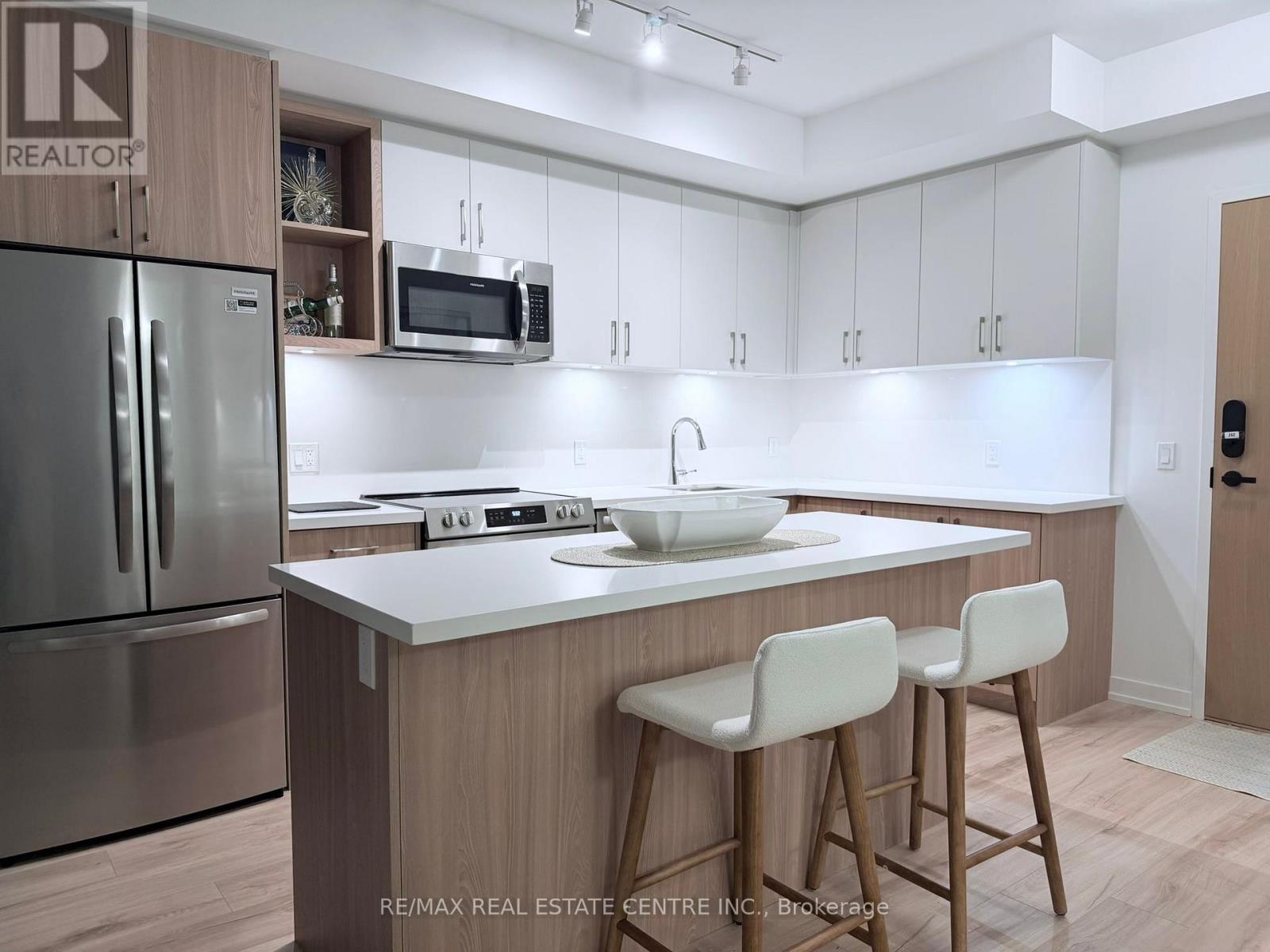 262 - 333 Sunseeker Avenue, Innisfil, Ontario  L9S 0R6 - Photo 5 - N12560970