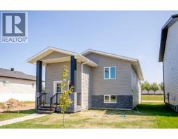 109 Aztec Crescent Aurora