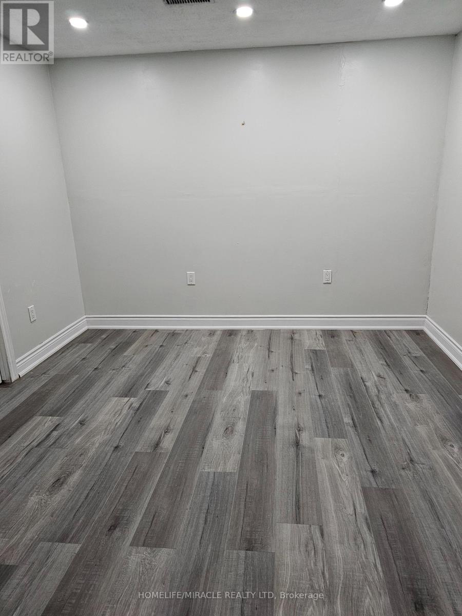 20 Whiteface Crescent, Brampton, Ontario  L6X 4W6 - Photo 25 - W12560968