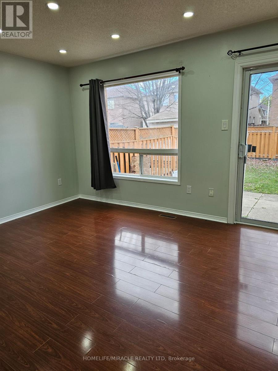 20 Whiteface Crescent, Brampton, Ontario  L6X 4W6 - Photo 9 - W12560968