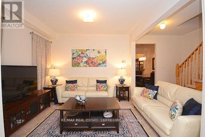 781 Shanks Heights, Milton, Ontario  L9T 7P8 - Photo 10 - W12560994