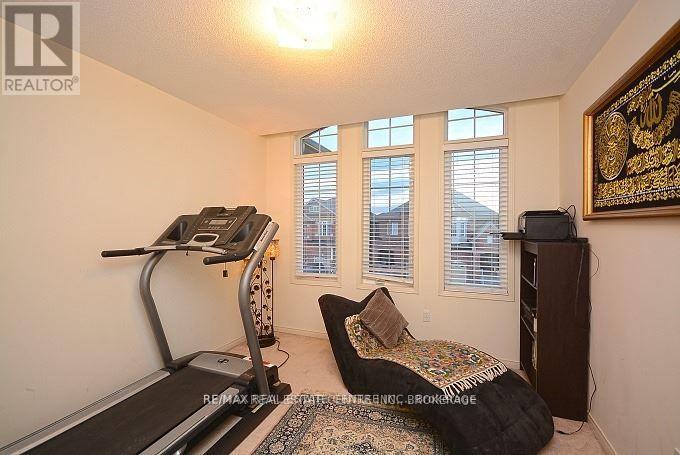 781 Shanks Heights, Milton, Ontario  L9T 7P8 - Photo 12 - W12560994