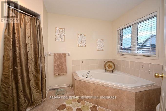 781 Shanks Heights, Milton, Ontario  L9T 7P8 - Photo 14 - W12560994