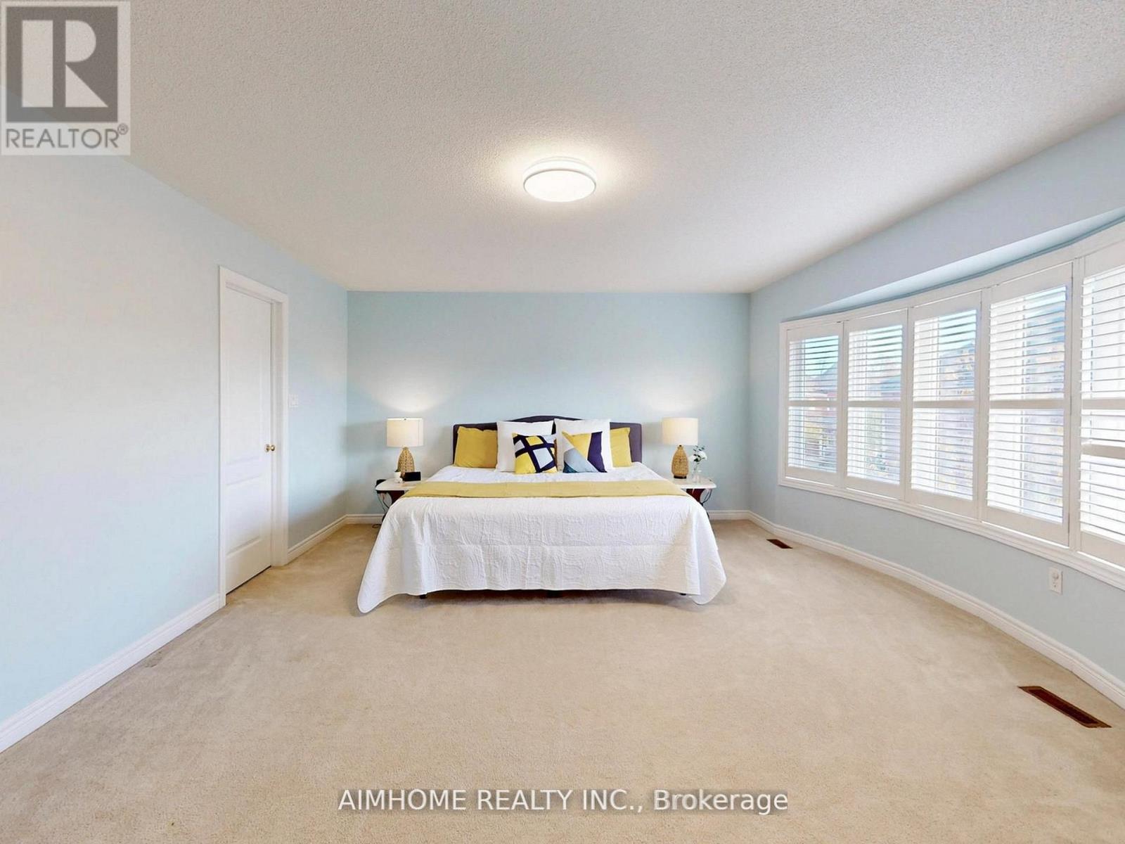 2051 Ashmore Drive, Oakville, Ontario  L6M 4T1 - Photo 21 - W12560996