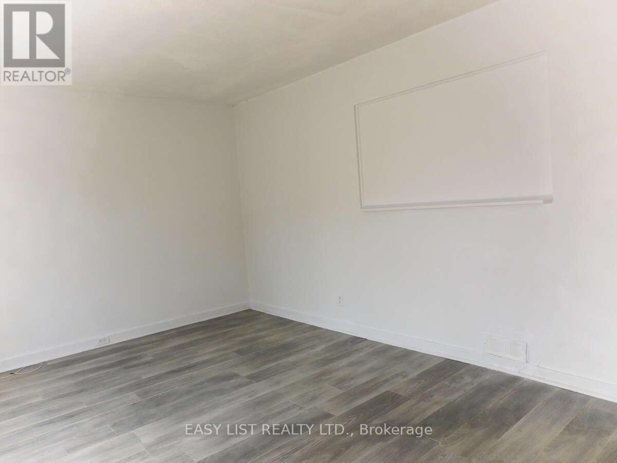 3 Ardell Avenue, Toronto, Ontario  M1L 1K7 - Photo 4 - E11961098