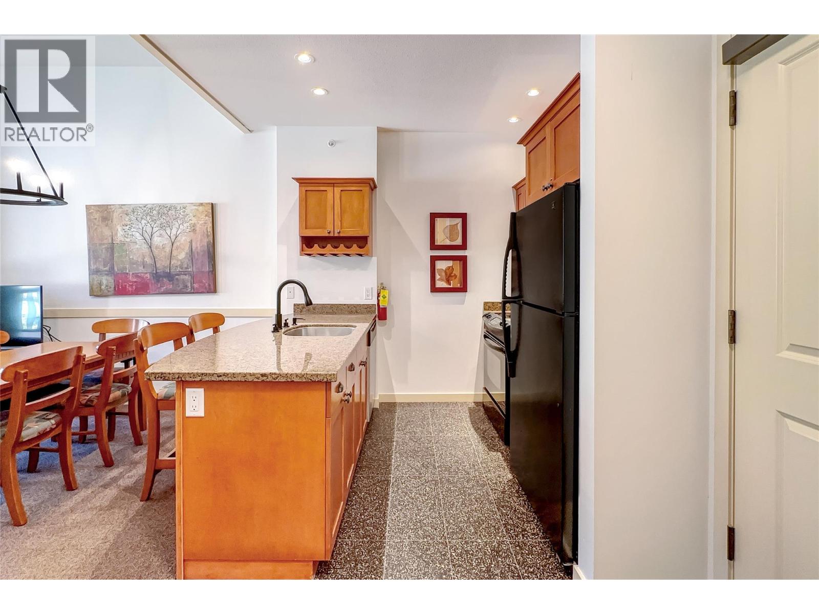 255 Feathertop Way Unit# 320 Big White Photo 8