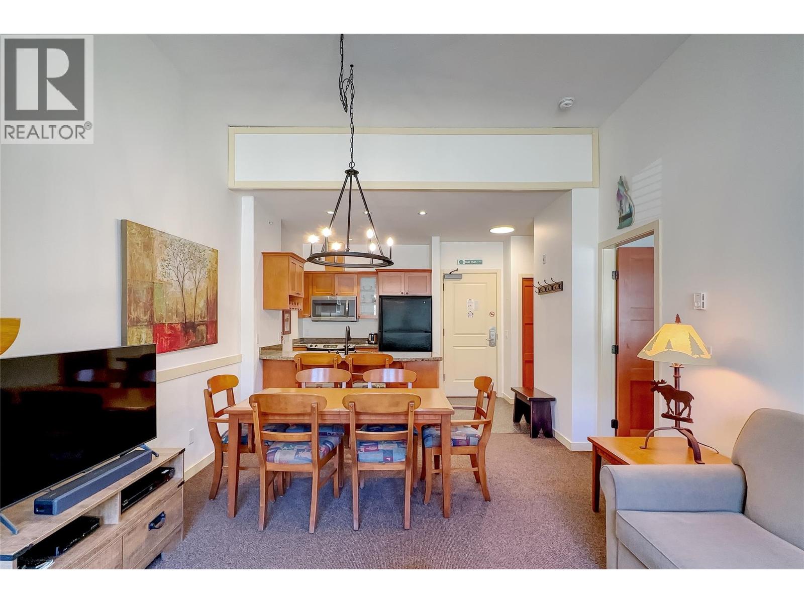 255 Feathertop Way Unit# 320 Big White Photo 6