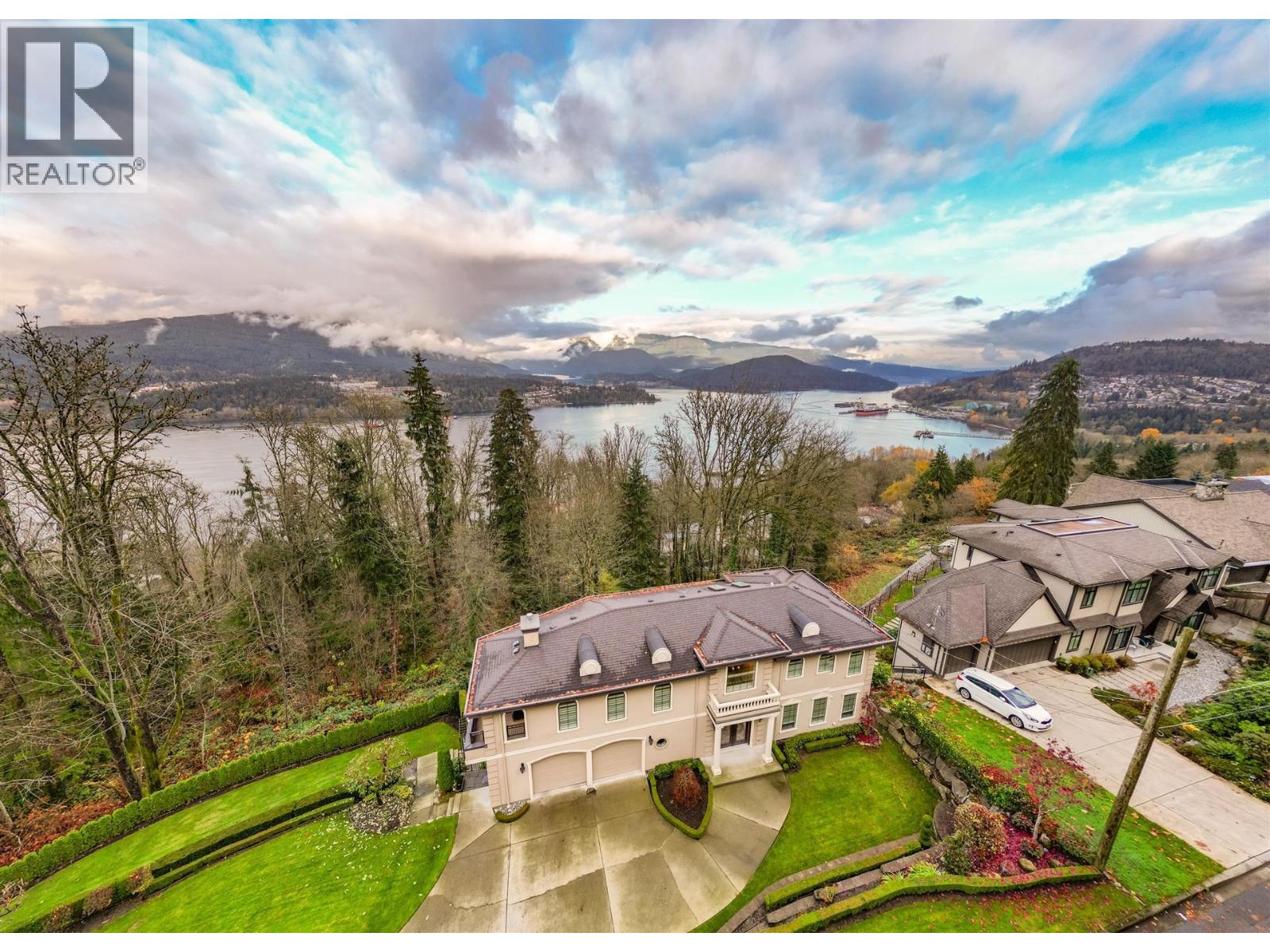 5521 Bessborough Drive, Burnaby, British Columbia  V5B 1E1 - Photo 36 - R3067627