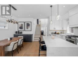 560 GLEN PARK AVENUE, Toronto, Ontario