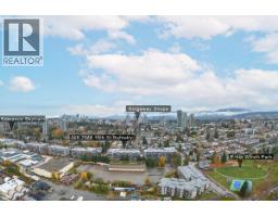 306 7588 16TH STREET