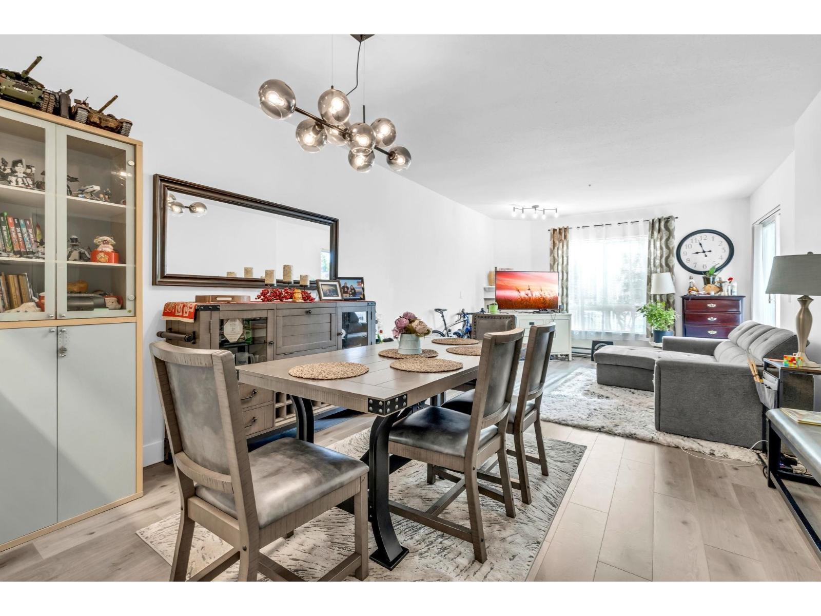 110 10082 132 Street, Surrey, British Columbia V3T 5V3 - Photo 1 - R3065144