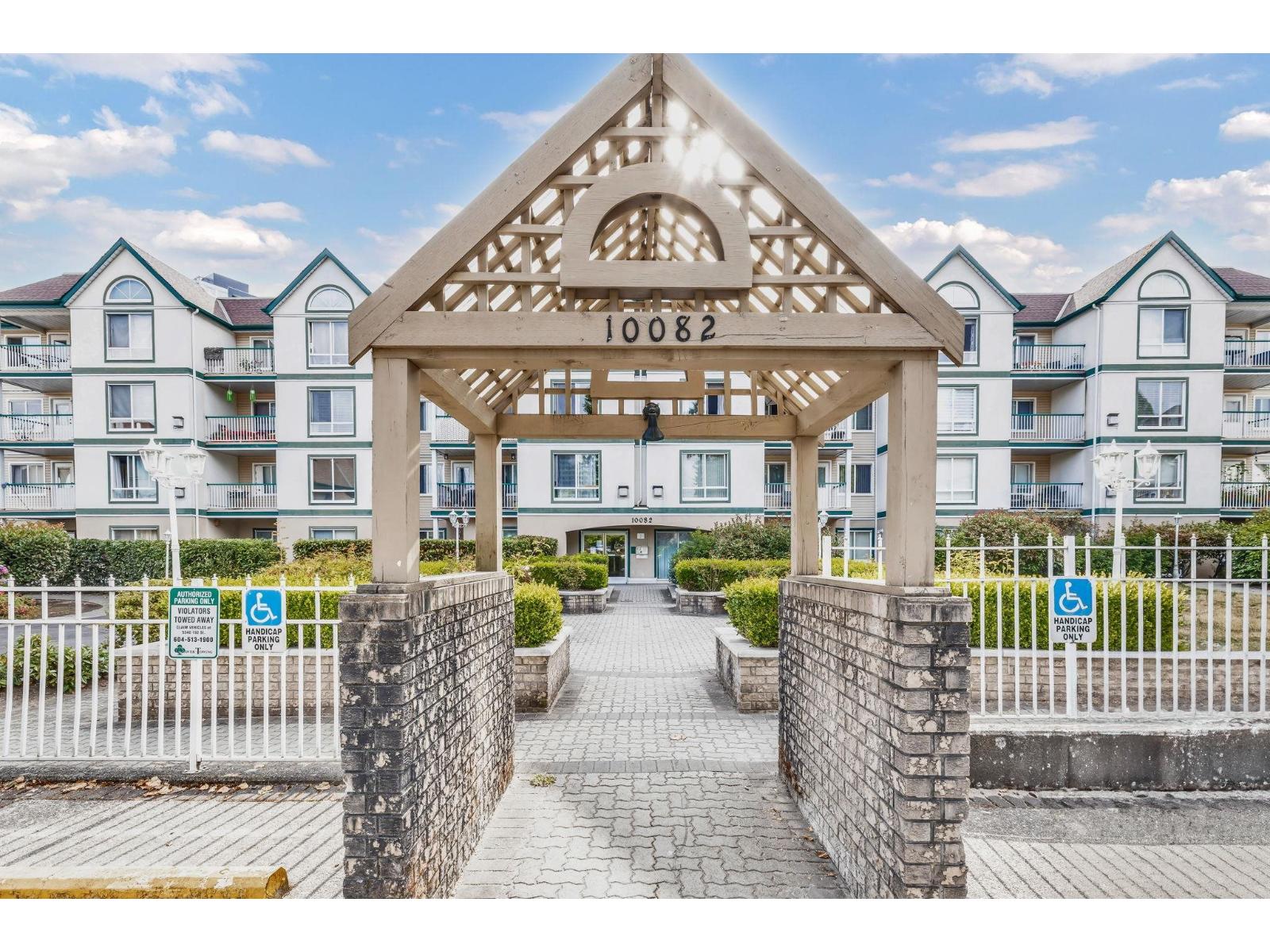 110 10082 132 Street, Surrey, British Columbia V3T 5V3 - Photo 4 - R3065144