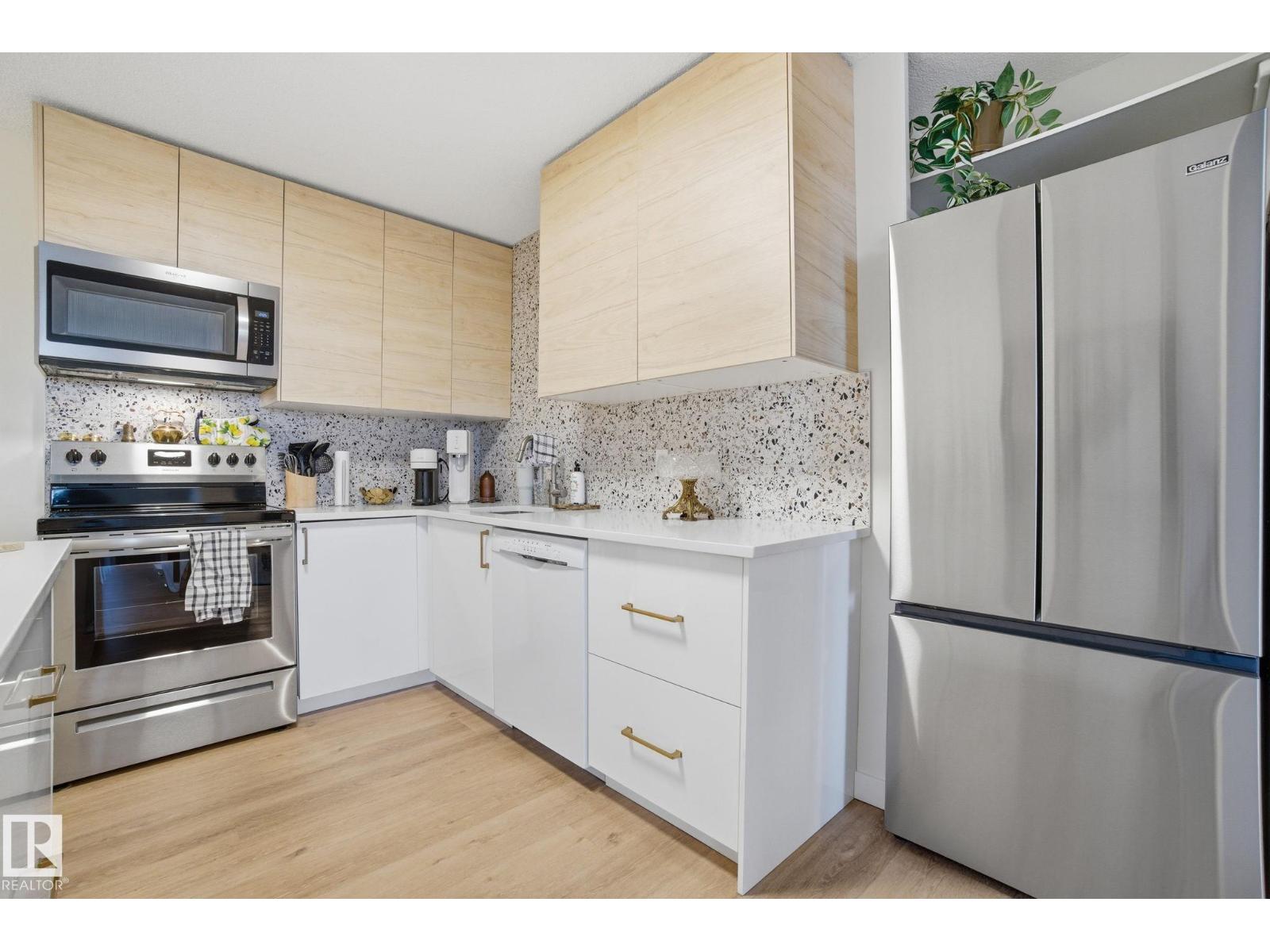 #702 9940 112 St Nw, Edmonton, Alberta  T5K 1L8 - Photo 11 - E4466252