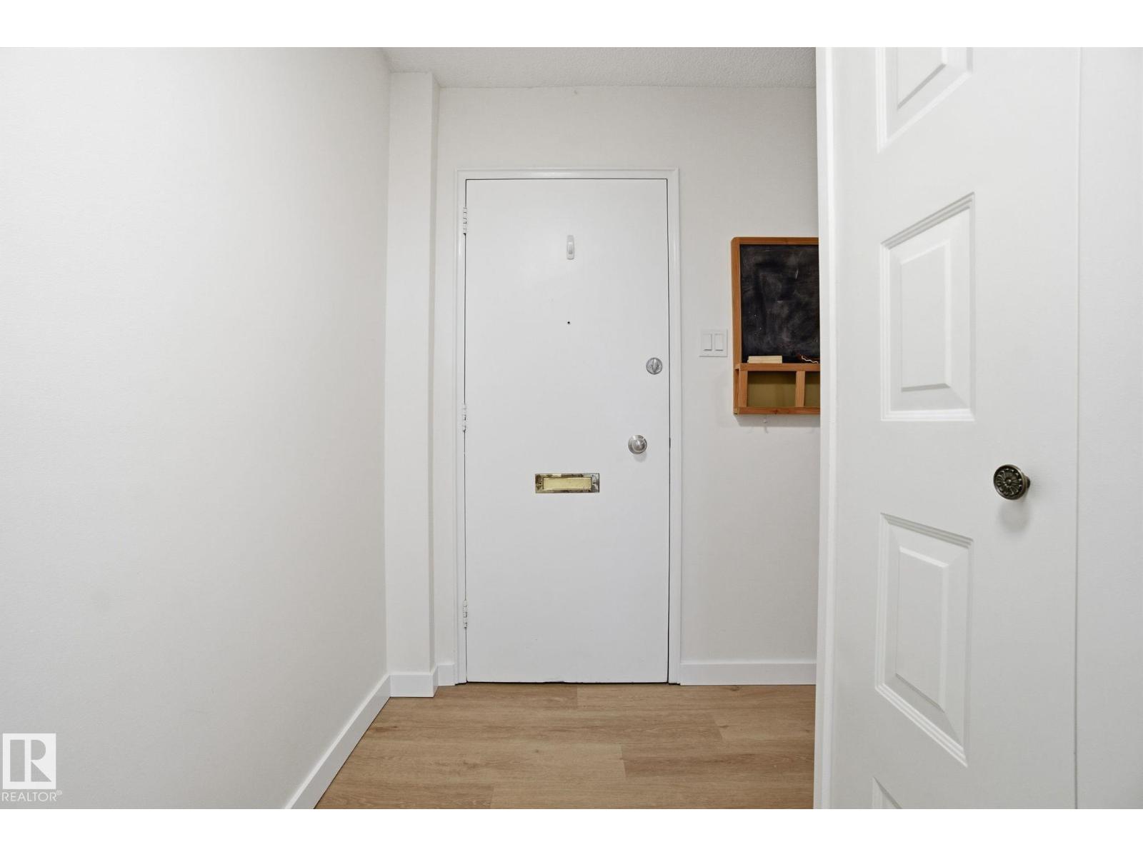 #702 9940 112 St Nw, Edmonton, Alberta  T5K 1L8 - Photo 9 - E4466252