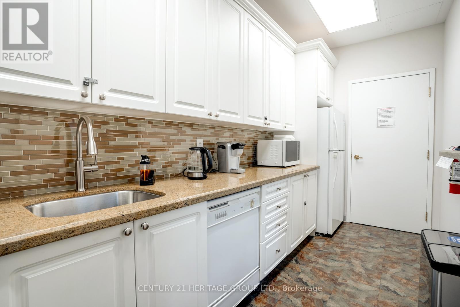 514 - 980 Yonge Street, Toronto, Ontario  M4W 3V8 - Photo 22 - C12561036