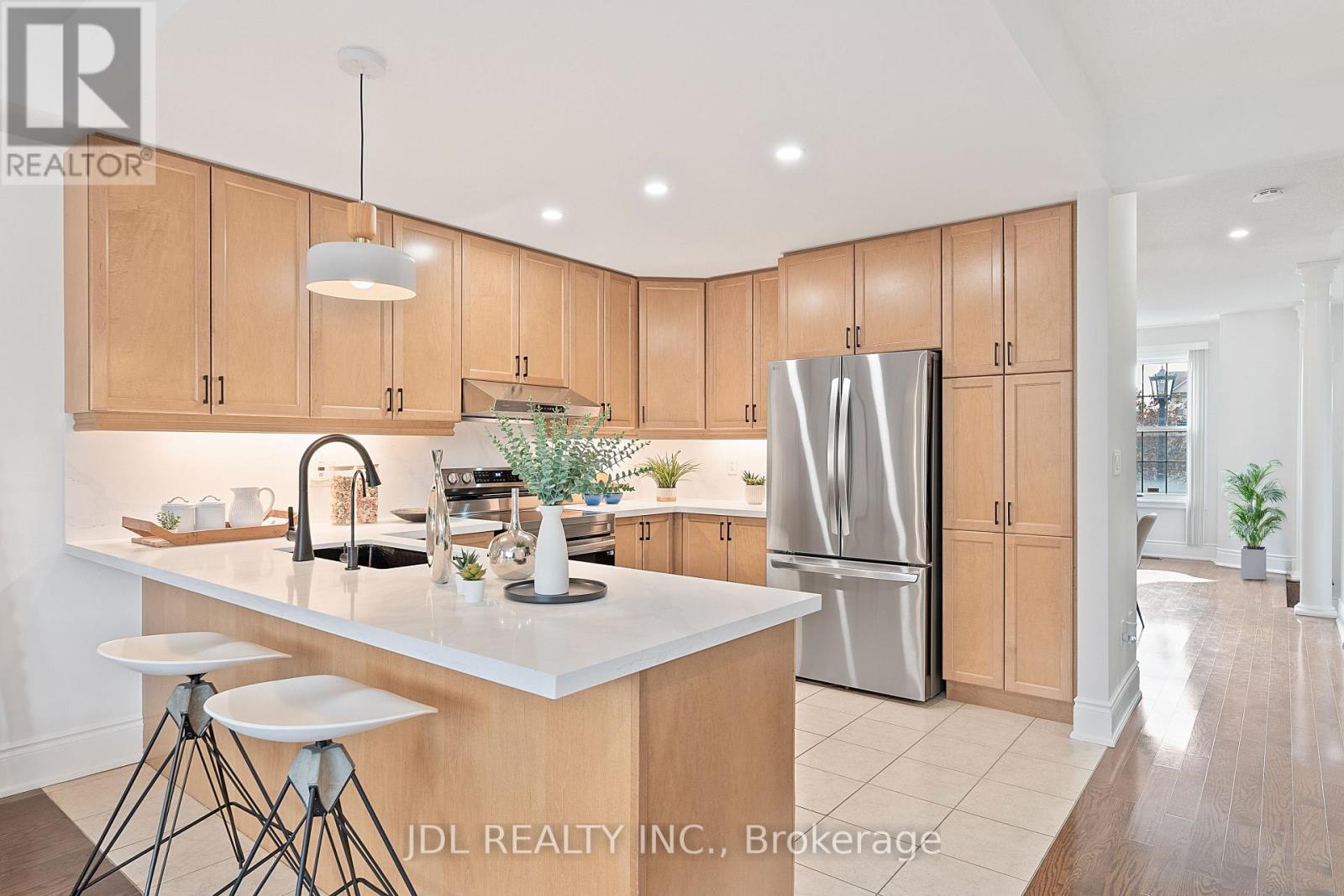 116 Betty Roman Boulevard, Markham, Ontario  L6C 0C8 - Photo 15 - N12560866