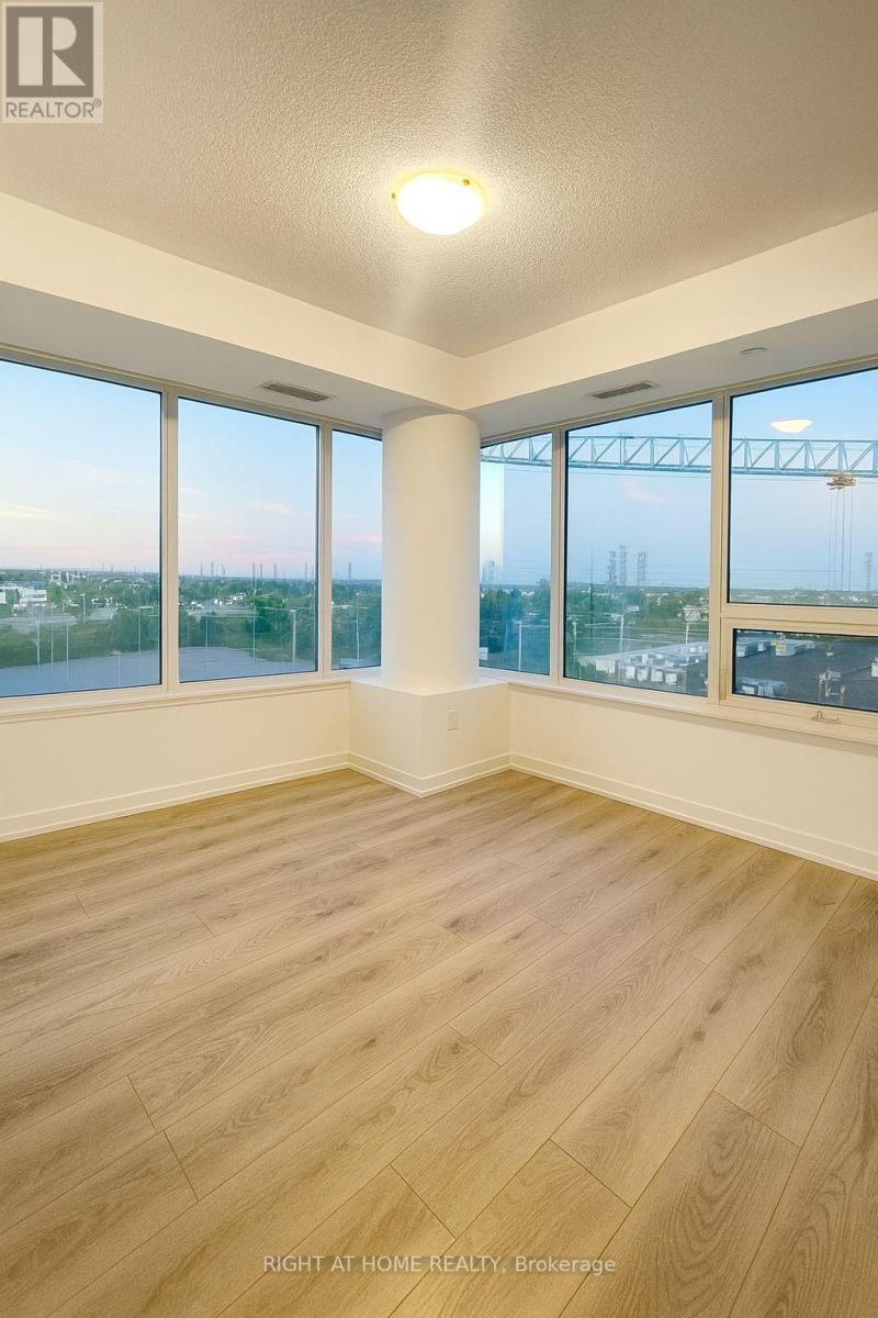 810 - 1455 Celebration Drive, Pickering, Ontario  L1W 1C3 - Photo 10 - E12561026