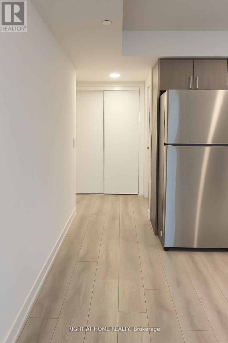 810 - 1455 Celebration Drive, Pickering, Ontario  L1W 1C3 - Photo 6 - E12561026