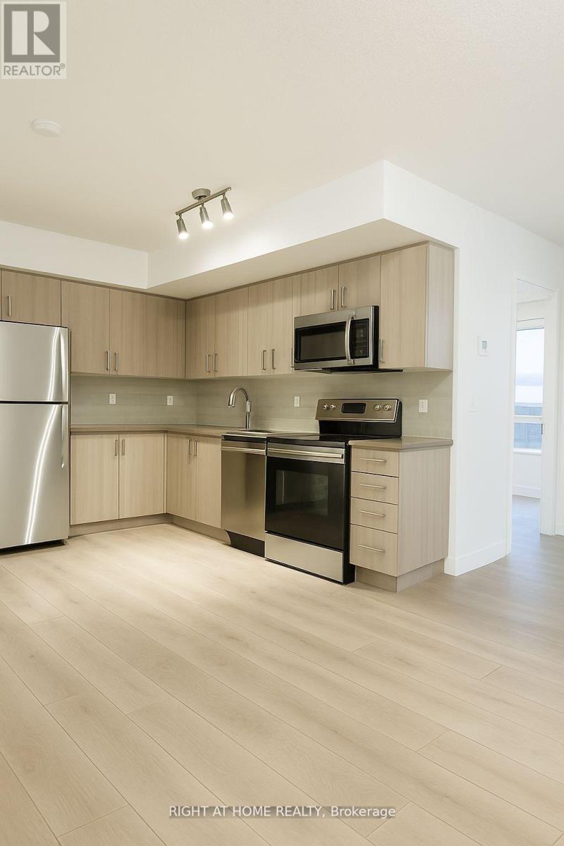 810 - 1455 Celebration Drive, Pickering, Ontario  L1W 1C3 - Photo 7 - E12561026