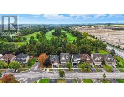 518 BRITANNIA AVENUE E, Oshawa, Ontario