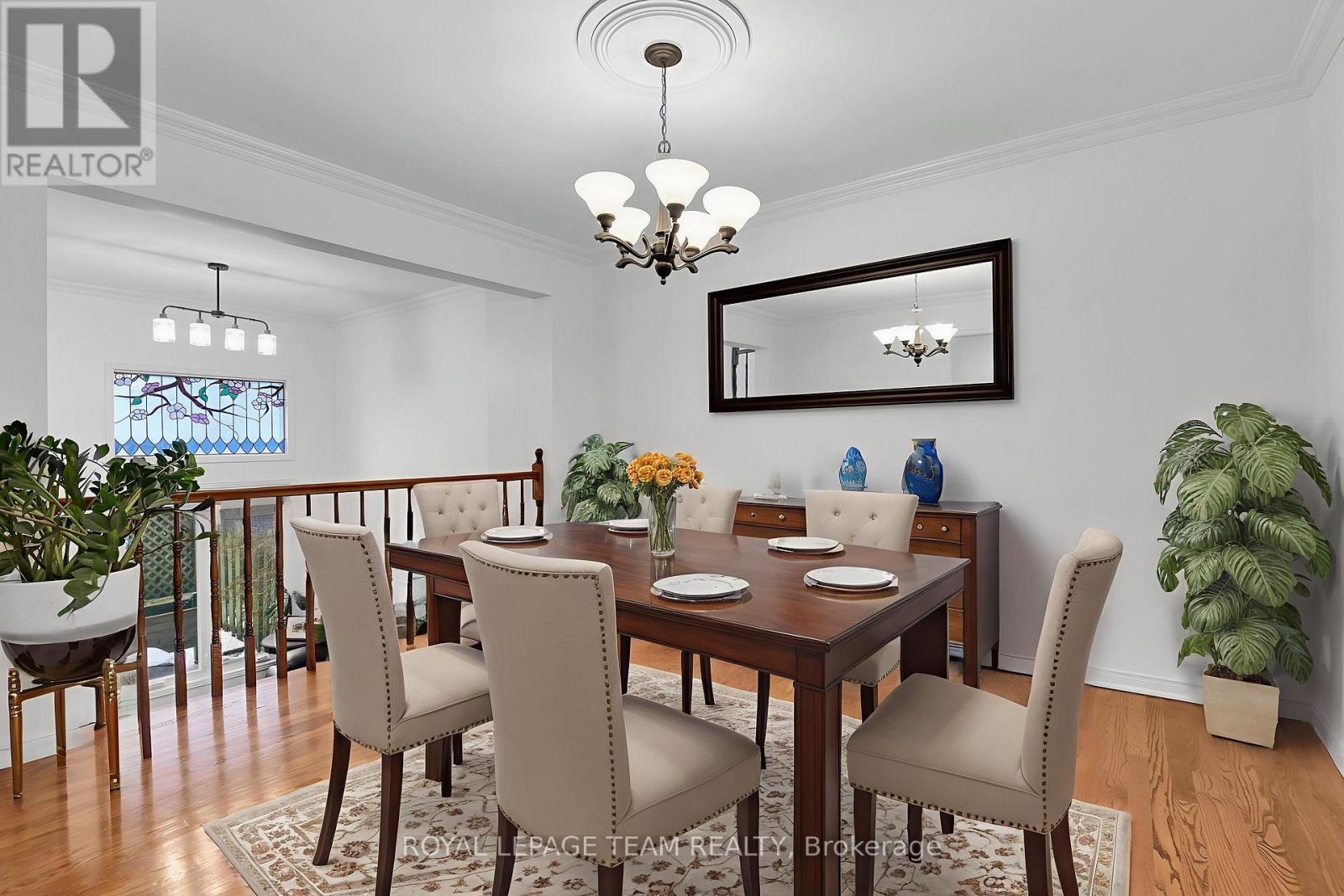 342 Templeton Street, Ottawa, Ontario K1N 9P7 - Photo 11 - X12560502