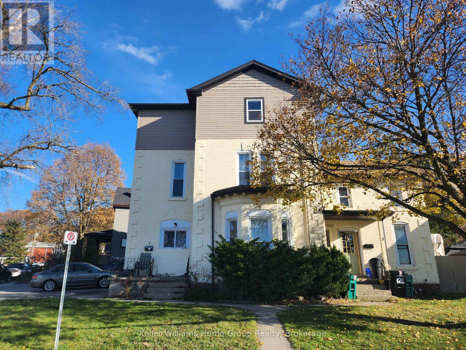 Property at 125 WELLINGTON STREET S image