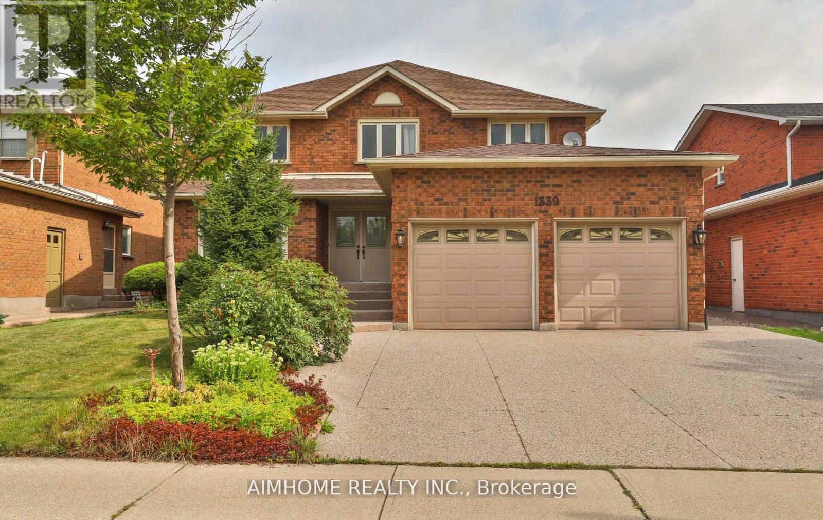 1339 WINDRUSH DRIVE, Oakville, Ontario