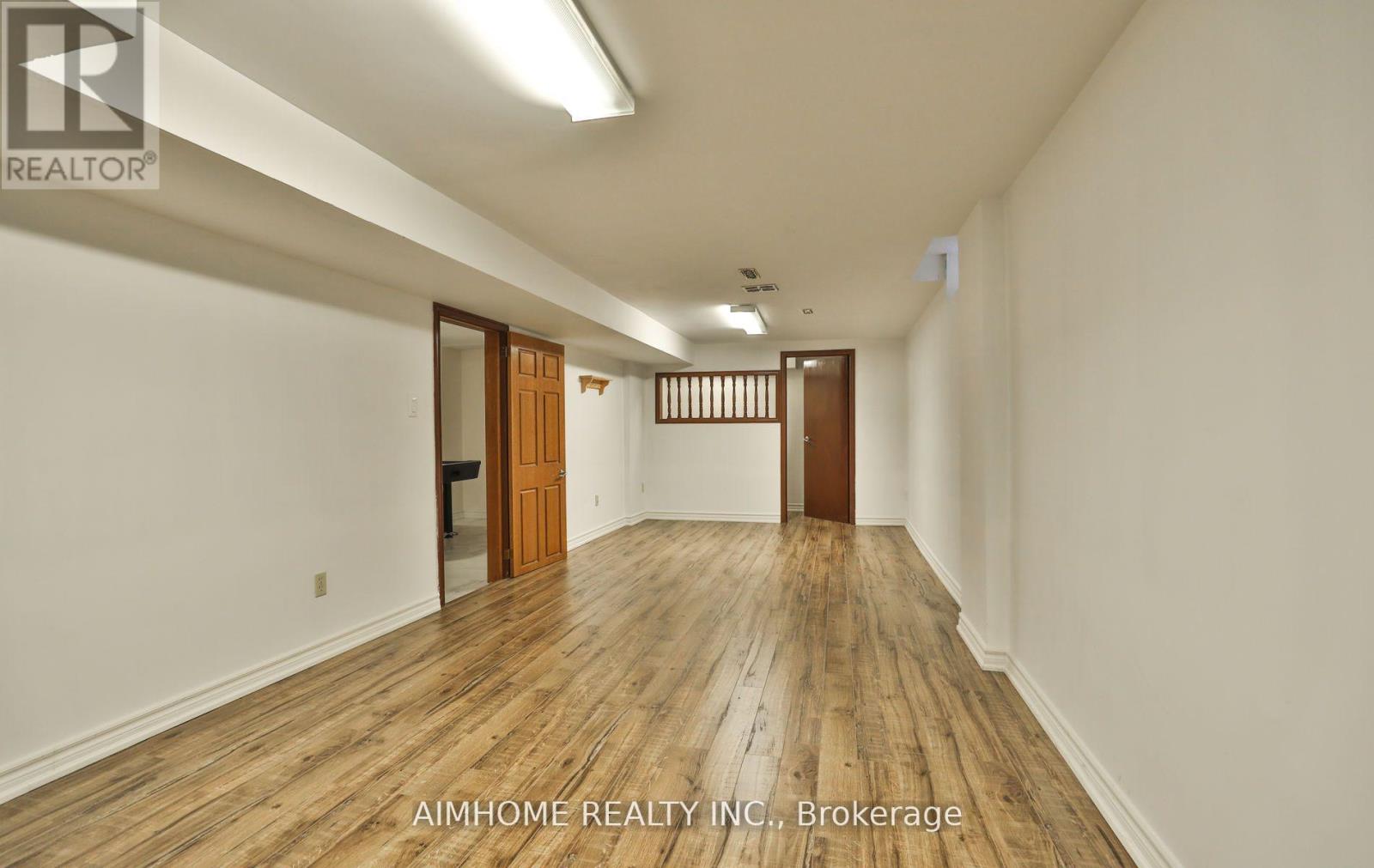 1339 Windrush Drive, Oakville, Ontario  L6M 1W4 - Photo 38 - W12561032