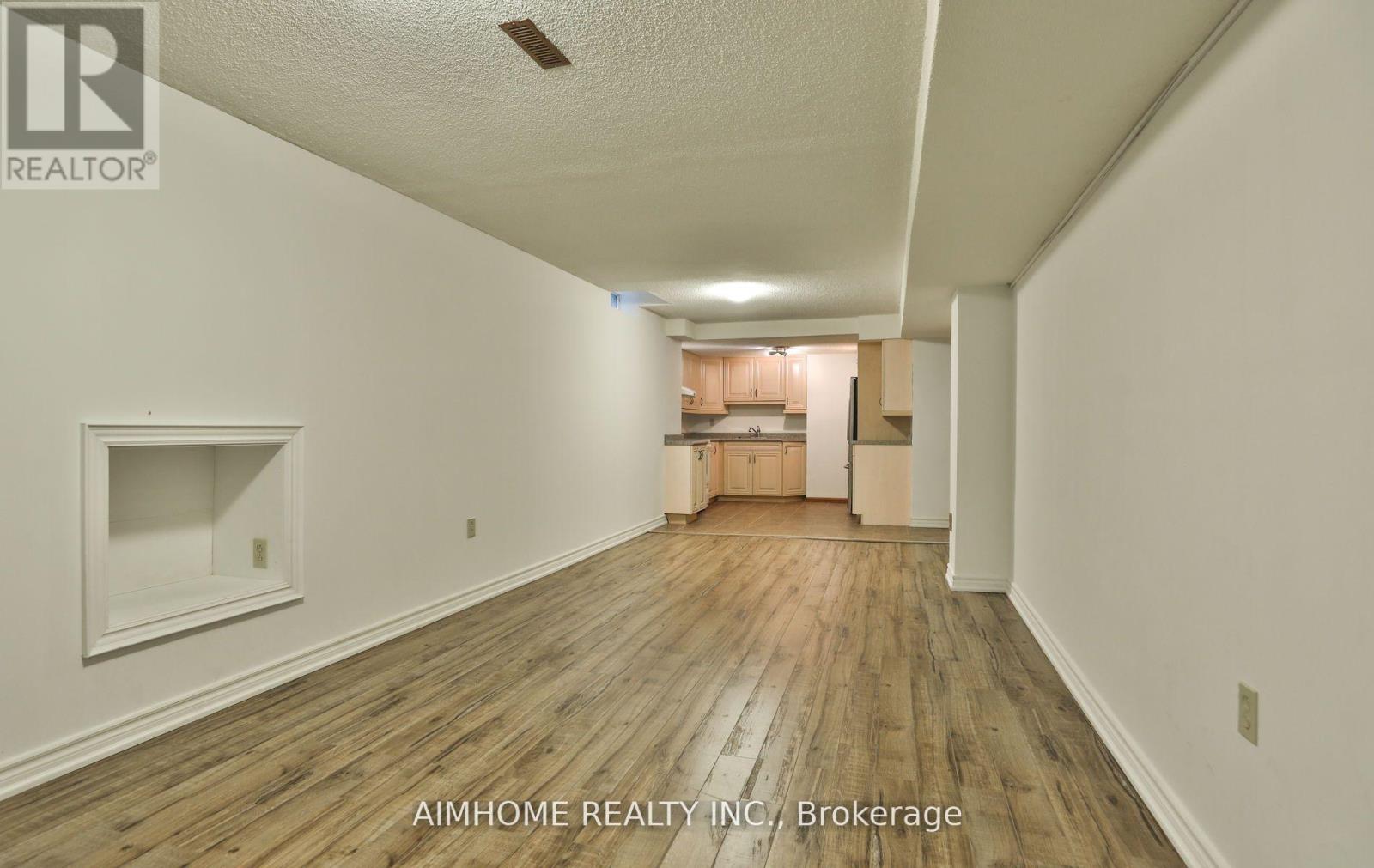 1339 Windrush Drive, Oakville, Ontario  L6M 1W4 - Photo 41 - W12561032