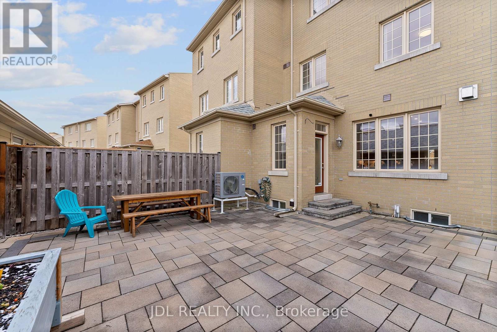 116 Betty Roman Boulevard, Markham, Ontario  L6C 0C8 - Photo 49 - N12560866