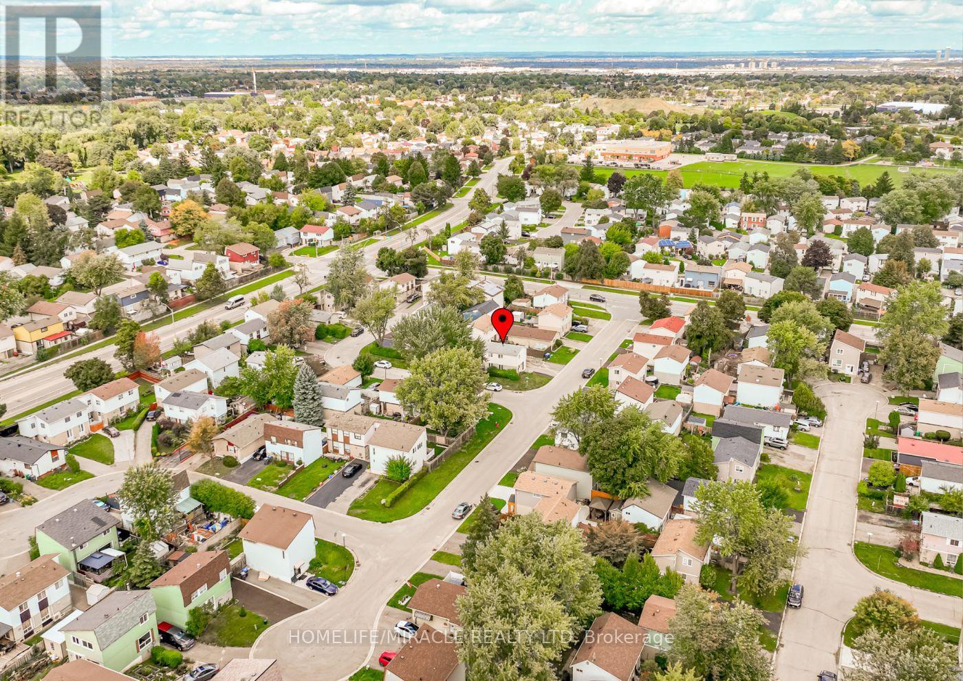 5 Holmcrest Court, Brampton, Ontario  L6S 1R6 - Photo 27 - W12513758