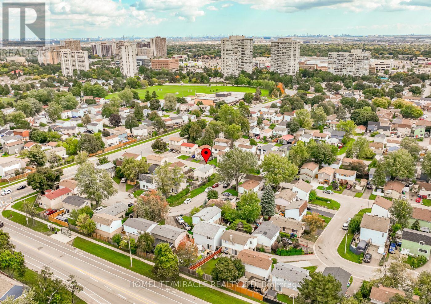 5 Holmcrest Court, Brampton, Ontario  L6S 1R6 - Photo 28 - W12513758