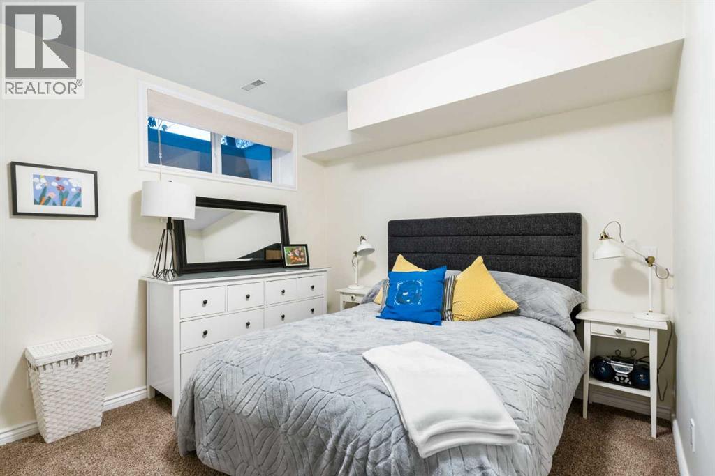 110 Somme Boulevard Sw, Calgary, Alberta  T2T 6K6 - Photo 28 - A2271308