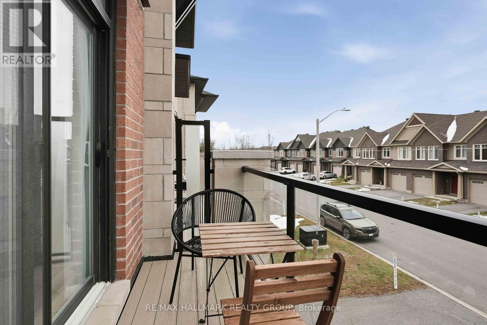 210 Hawkmere Way, Ottawa, Ontario K1T 0R5 - Photo 15 - X12561048