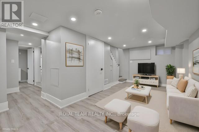 150 St Johns Road, Toronto, Ontario  M6P 1T9 - Photo 48 - W12428881