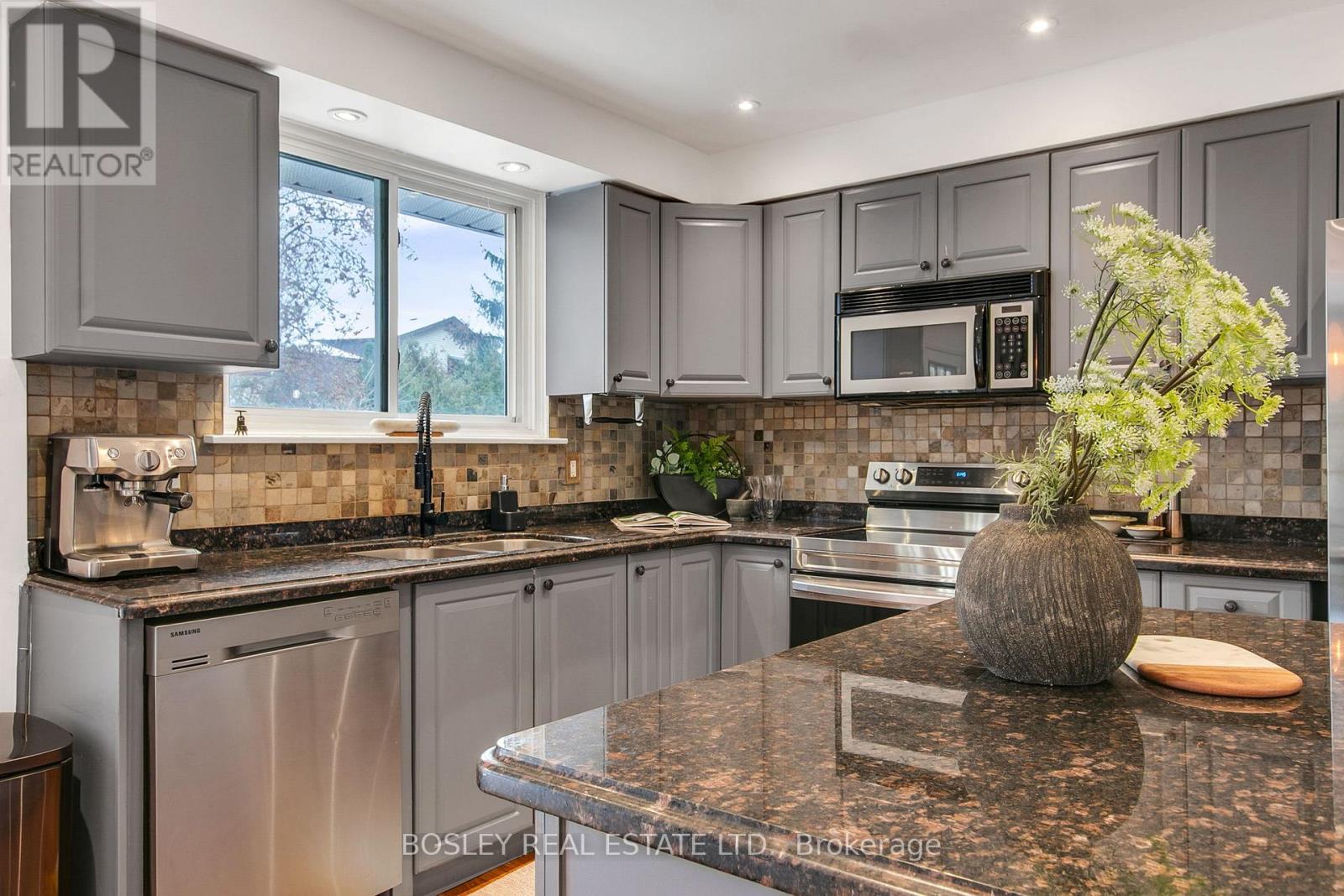 1003 Hawthorne Court, Oshawa, Ontario  L1H 2H4 - Photo 21 - E12561050