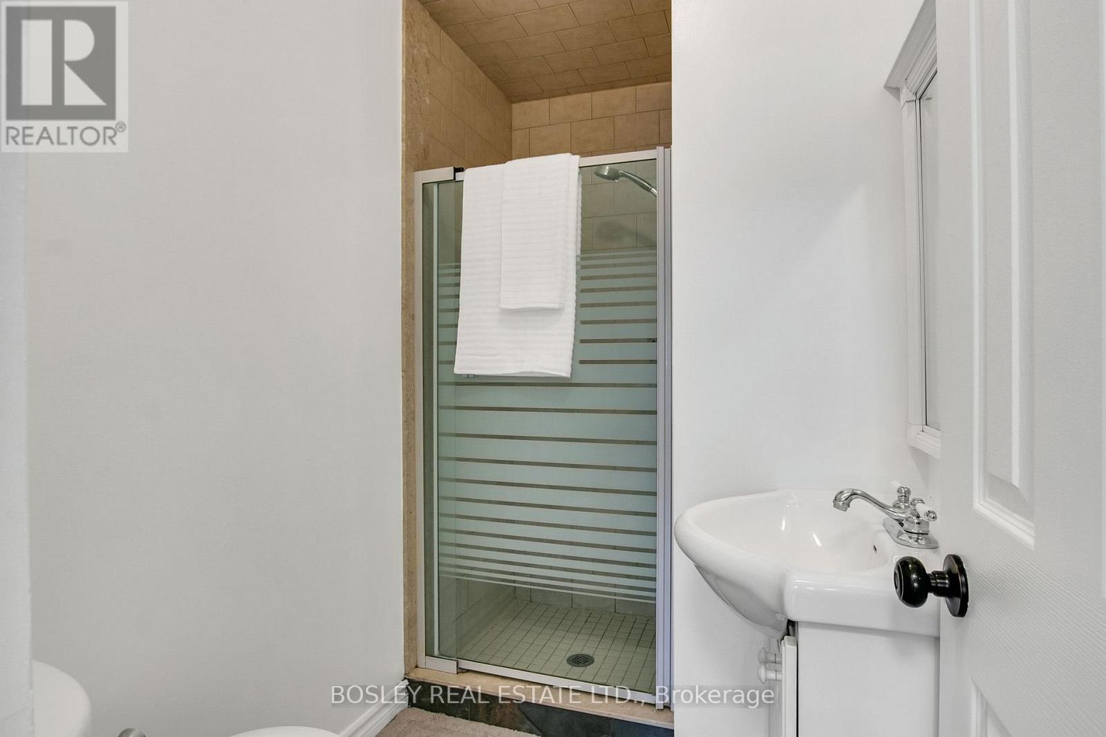 1003 Hawthorne Court, Oshawa, Ontario  L1H 2H4 - Photo 26 - E12561050