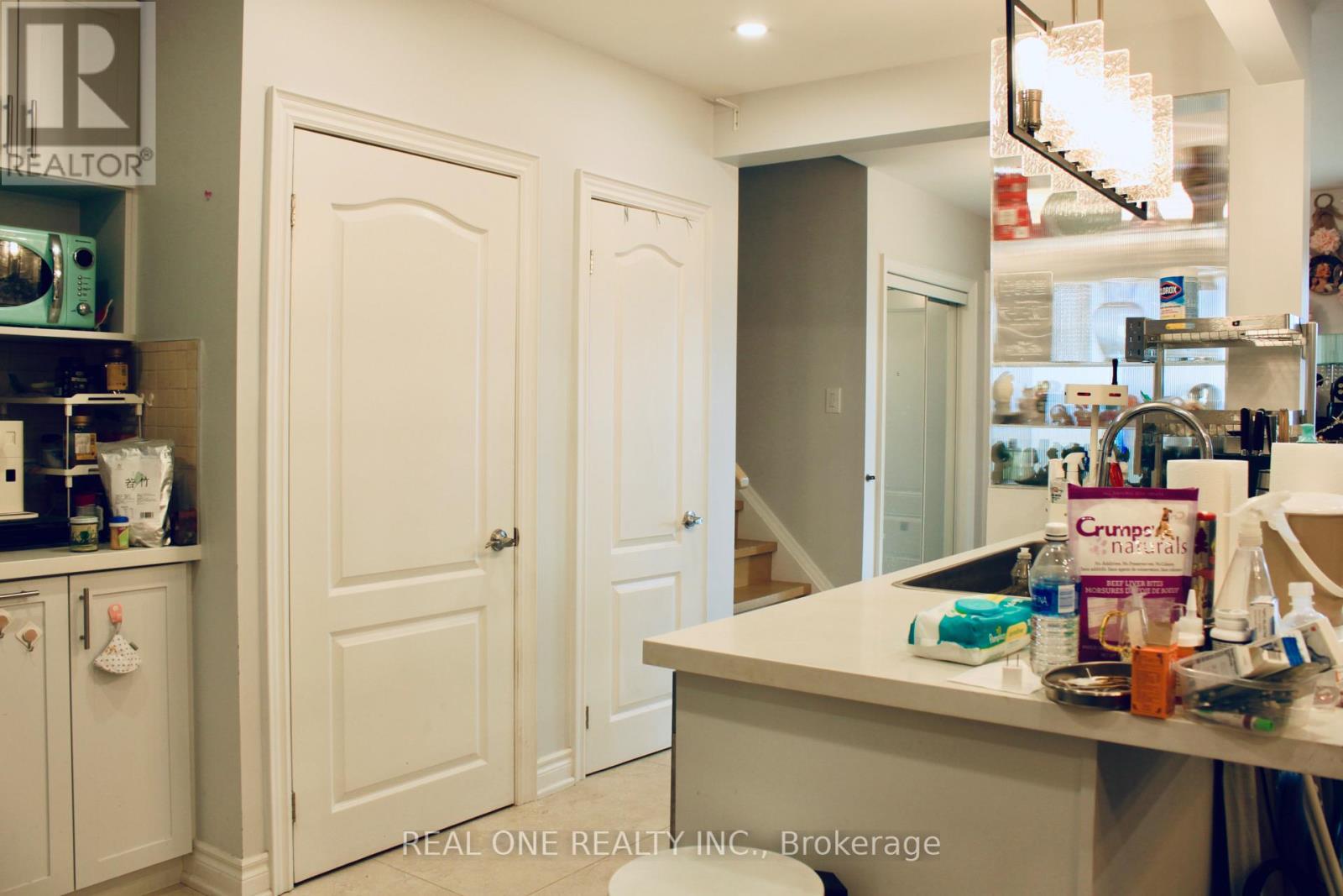 69 Stanwell Drive, Toronto, Ontario  M1P 4H6 - Photo 8 - E12561064