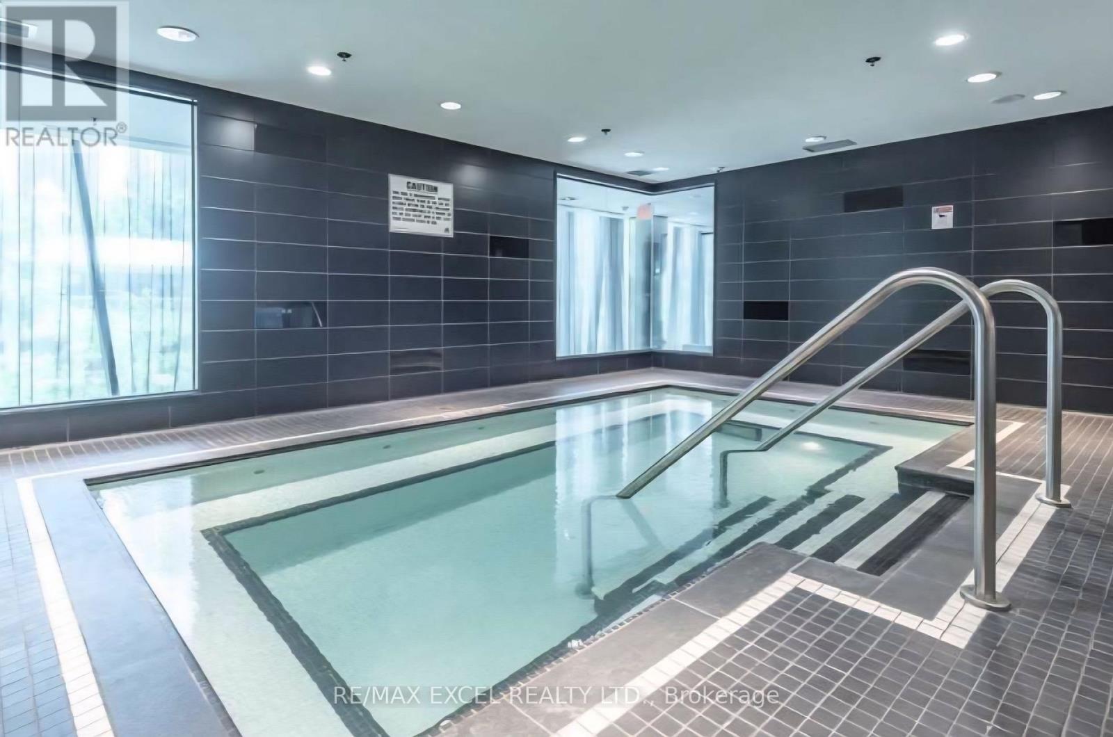 4201 - 28 Ted Rogers Way, Toronto, Ontario  M4Y 2W7 - Photo 11 - C12556458