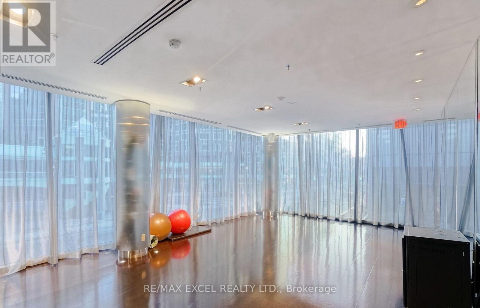 4201 - 28 Ted Rogers Way, Toronto, Ontario  M4Y 2W7 - Photo 15 - C12556458