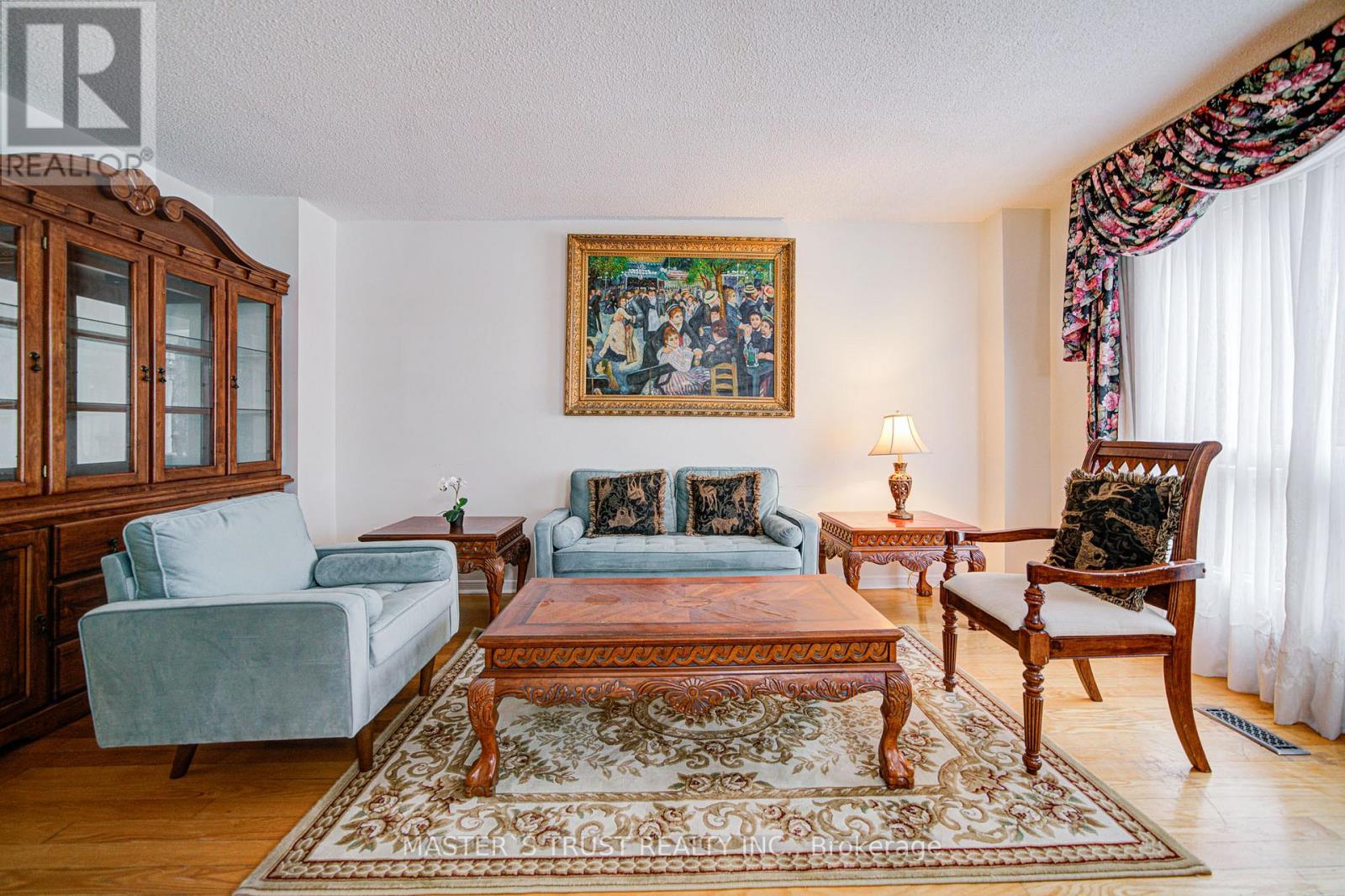 34 Denby Court, Markham, Ontario  L3R 4P6 - Photo 20 - N12561060