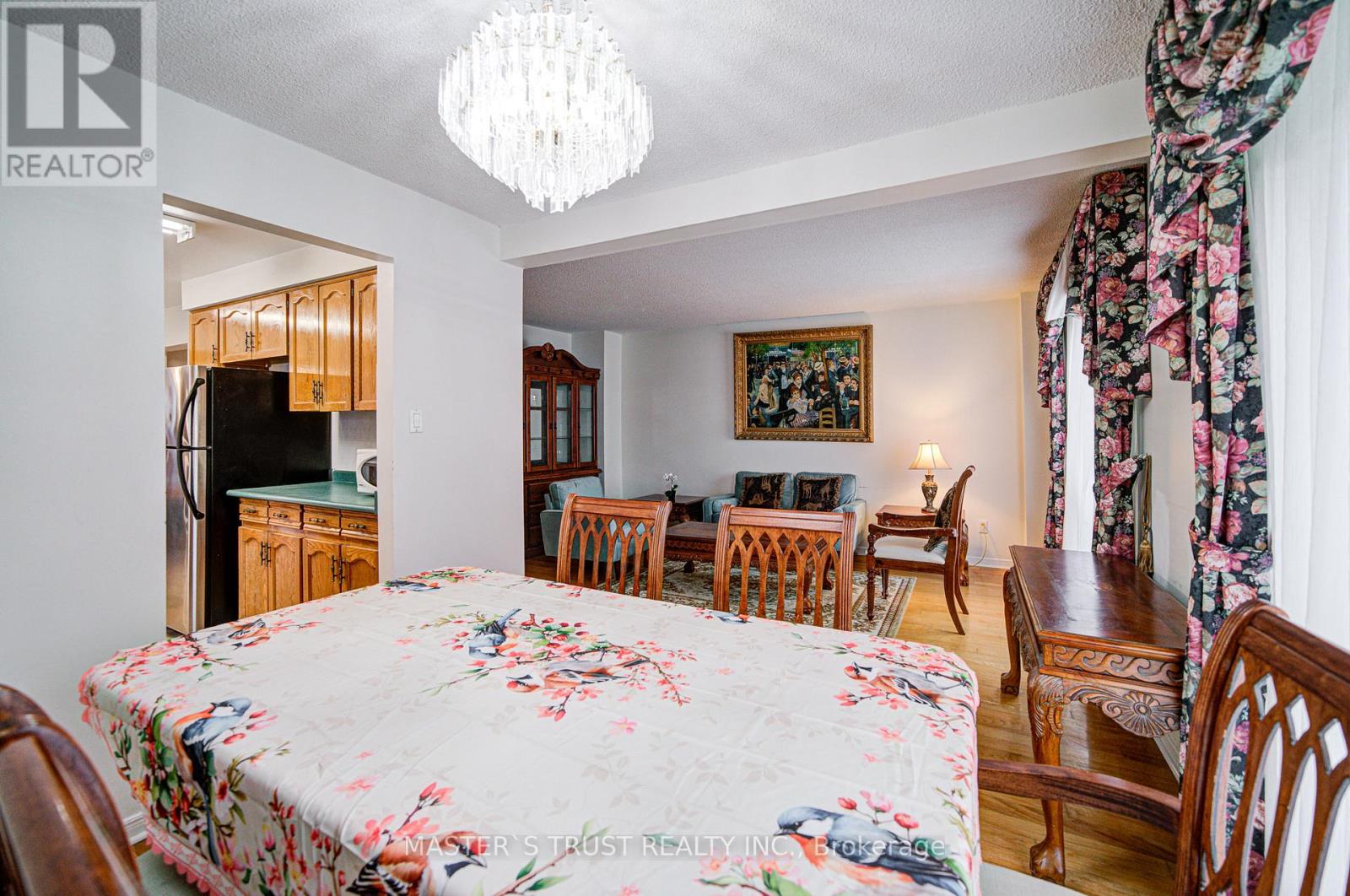 34 Denby Court, Markham, Ontario  L3R 4P6 - Photo 21 - N12561060