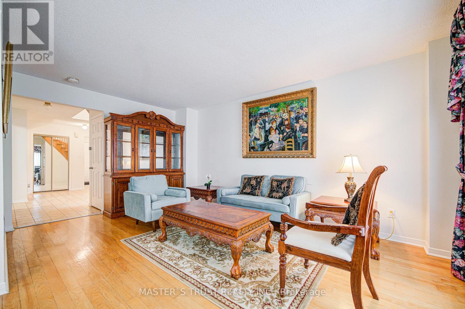 34 Denby Court, Markham, Ontario  L3R 4P6 - Photo 24 - N12561060