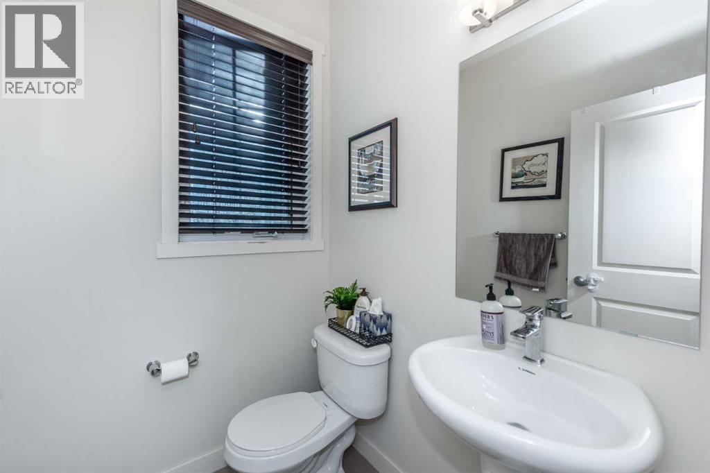 408 Nolanfield Villas Nw, Calgary, Alberta  T3R 0T9 - Photo 8 - A2271626