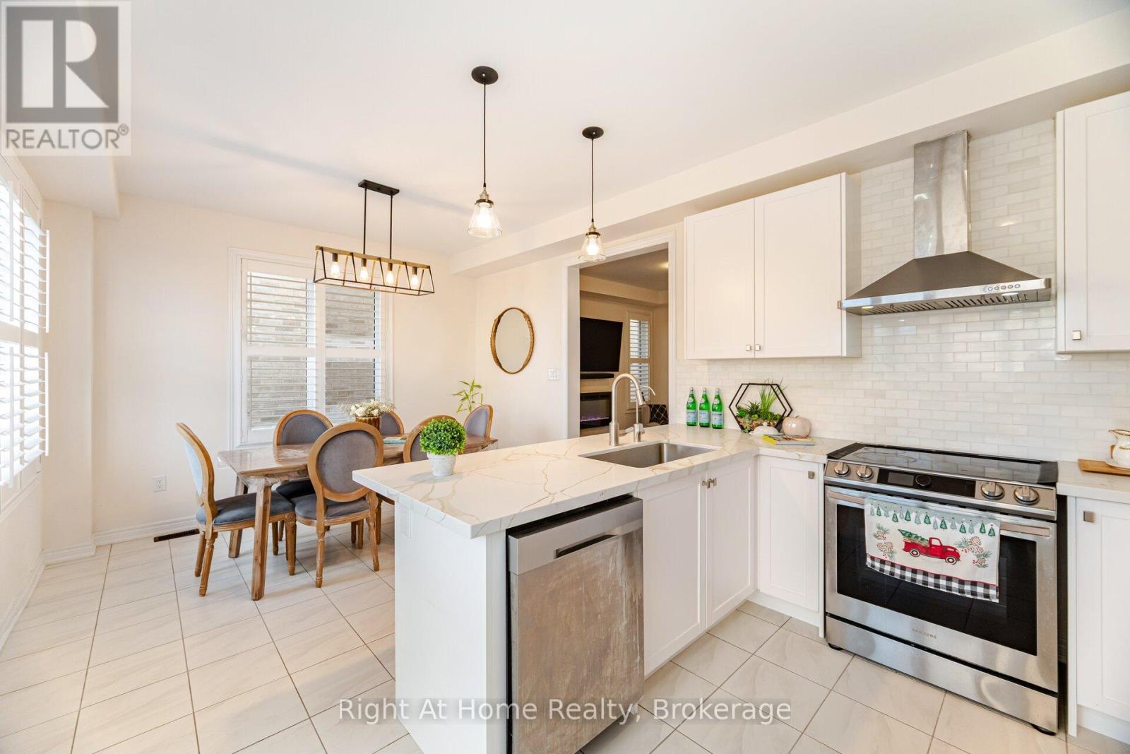 78 Boathouse Road, Brampton, Ontario L7A 5B7 - Photo 14 - W12554174