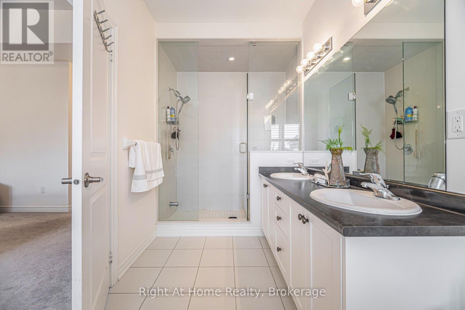 78 Boathouse Road, Brampton, Ontario L7A 5B7 - Photo 24 - W12554174