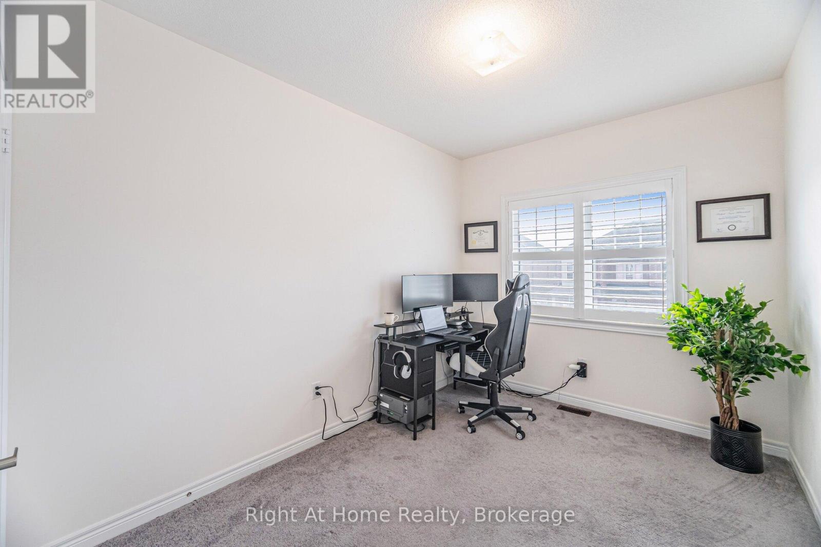 78 Boathouse Road, Brampton, Ontario L7A 5B7 - Photo 30 - W12554174